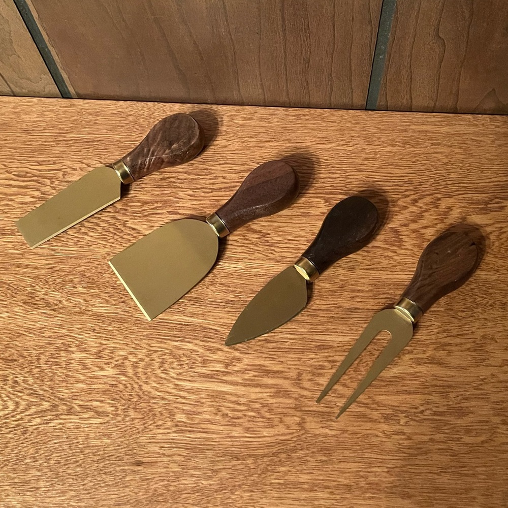 4 pc Wooden Handled Cheese Knife Set